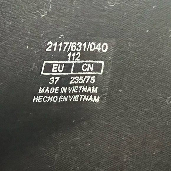 Zara Chain Black Booties - Size 37 / 6.5 - Picture 9 of 10